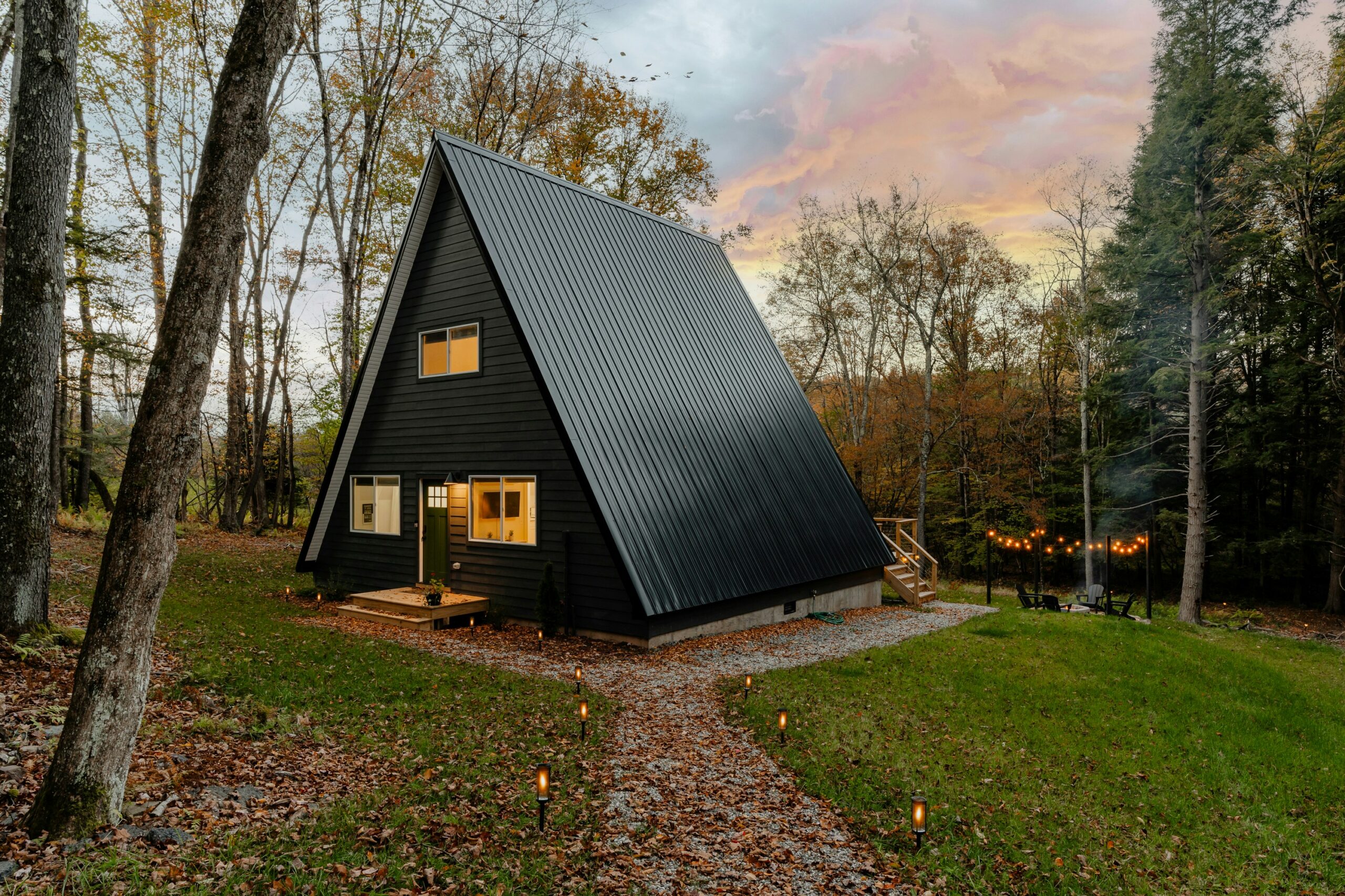 Tiny house cabin in a wooded setting